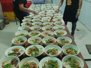 Bảo đảm suất ăn cho công nhân ở các khu công nghiệp